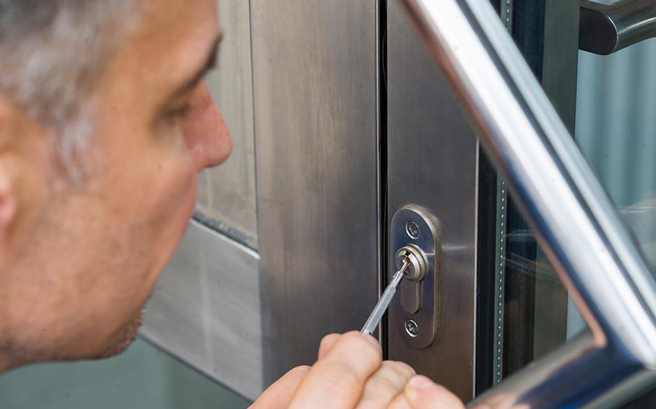 dépannage en urgence serrurier Paris 9